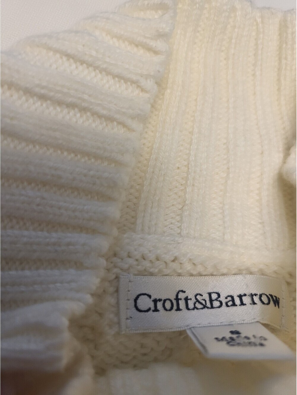 Croft & Barrow Women's Cream Cable Knit Sweater Size S